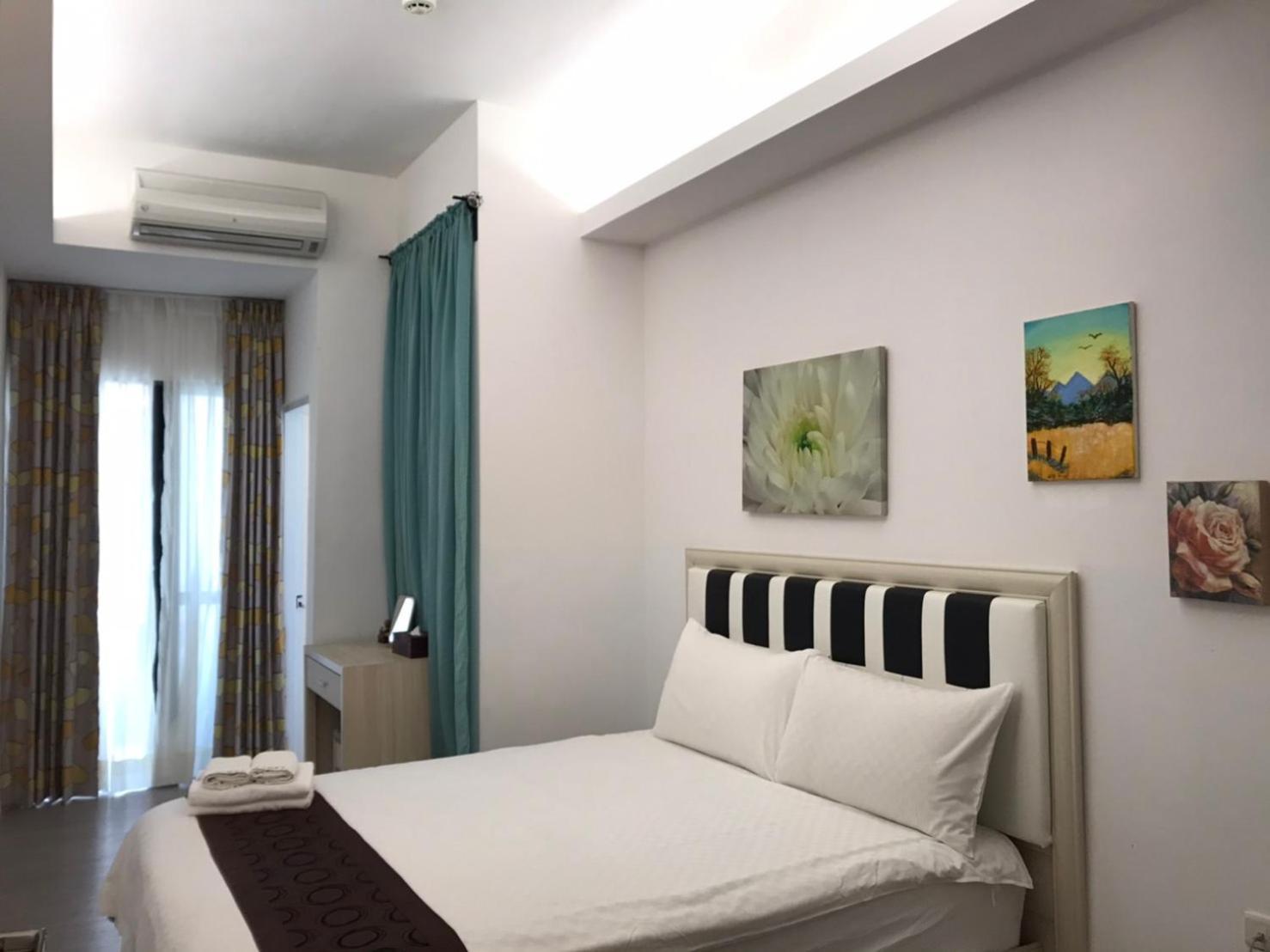 小小鋼琴家民宿&近夜市文創美食街 Hualien Extérieur photo